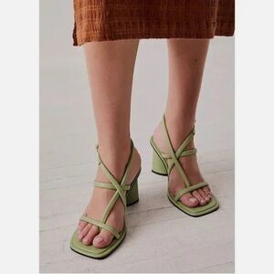 🎉LAST CHANCE🎉 FREE PEOPLE Perth Strappy Slingback Heels / Secret Sage